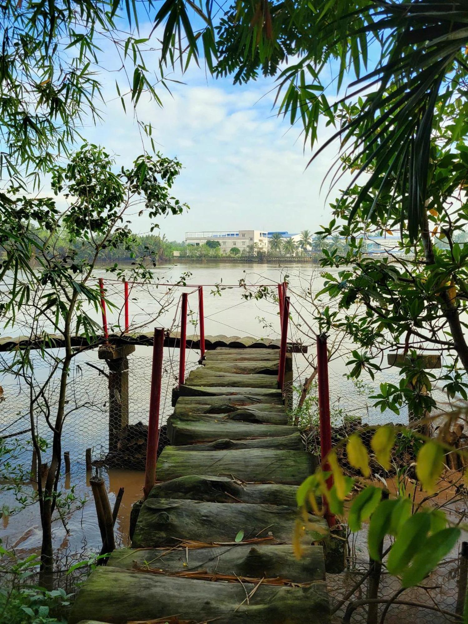 Nông Trại Thảnh Thơi Ben Tre Exterior foto
